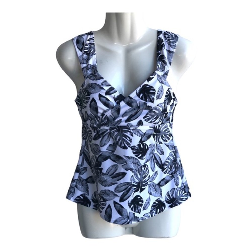 Island Soul swim top women black/White Floral‎ tankini swimsuit   Size Medium.